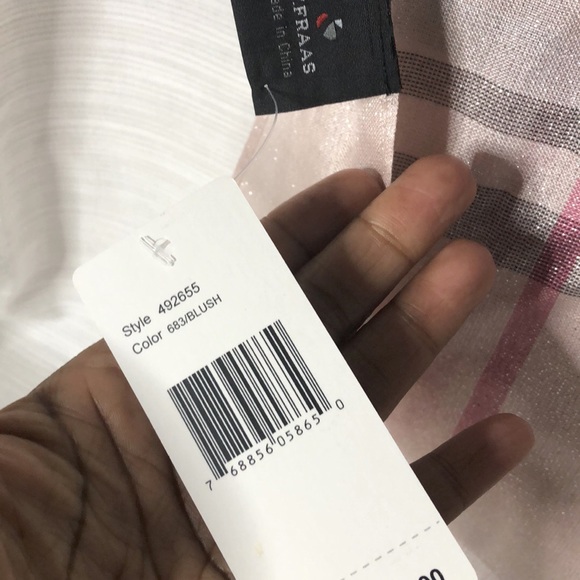 New V.Fraas Scarf - Blush Color (Plaid) - Picture 3 of 3